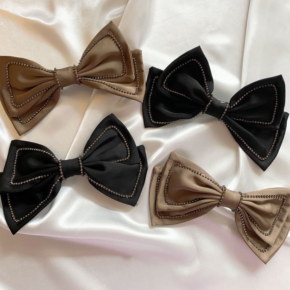 CASSIE Rhinestone Large Bow Barrette - 1 Piece